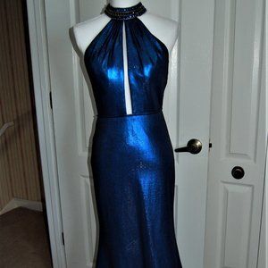 Mac DUGGAL GOWN 67674 SIZE 4  COLOR ROYAL